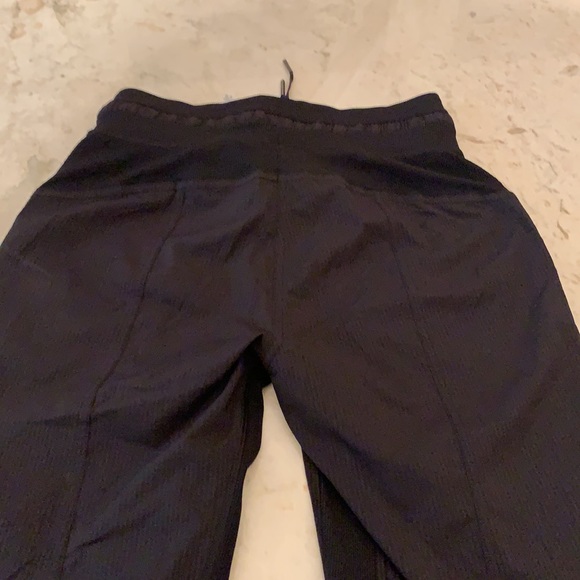 Lululemon jogger pants - Picture 6 of 8